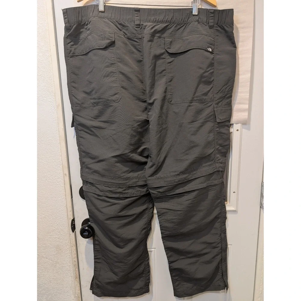 The North‎ Face Convertible Cargo Pants Hiking Travel Zip Off Gray Size XXL A1